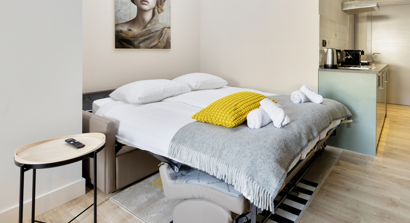  Bedroom Factory Room